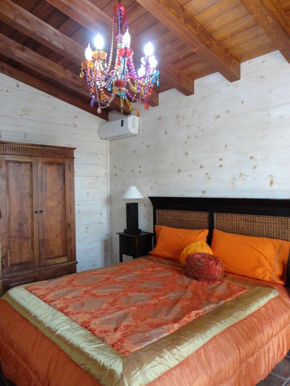 Agriturismo Tenuta San Giovanni Casale Leto SantʼAngelo Muxaro Rum bild