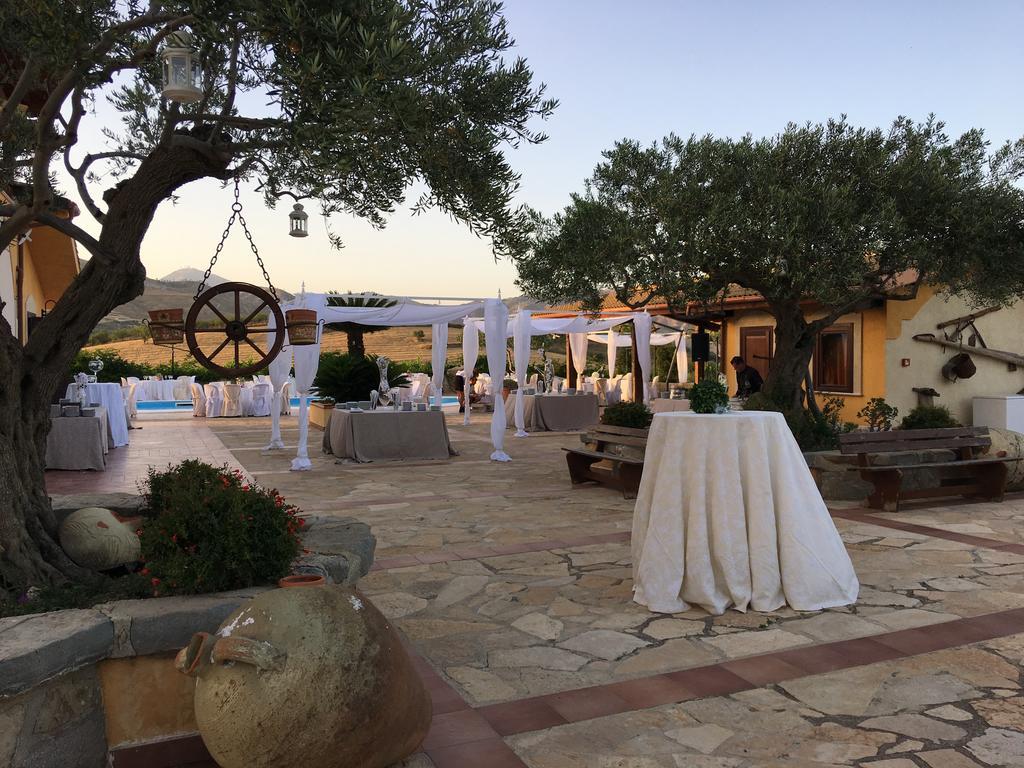 Agriturismo Tenuta San Giovanni Casale Leto SantʼAngelo Muxaro Exteriör bild