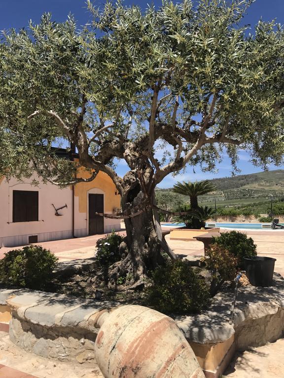 Agriturismo Tenuta San Giovanni Casale Leto SantʼAngelo Muxaro Exteriör bild